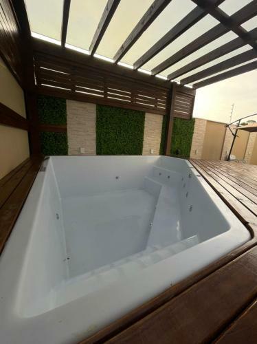 Casa Alto Padr�o Com Spa Piscina Aquecida