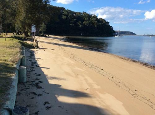 Lodge Currawong Beach Cottages