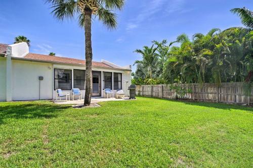 Satellite Beach Townhome Less Than 2 Mi To Beach!