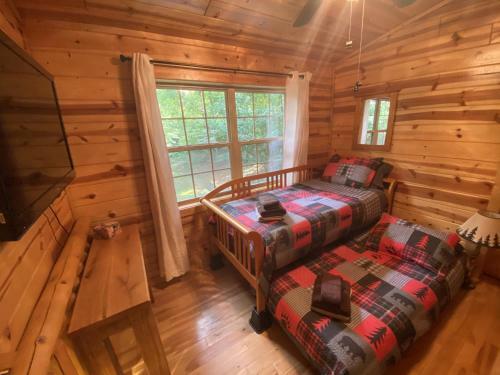 Lazy Springs Cabin