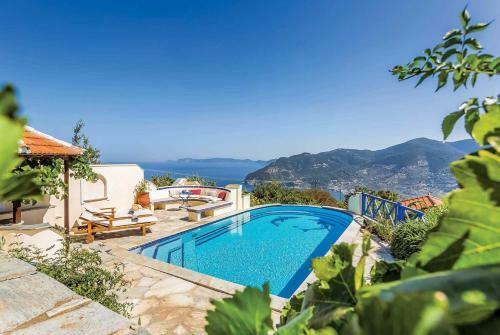Villa Marbury Heights