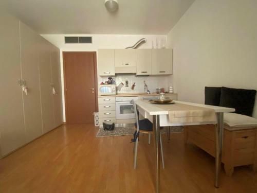 Apartamento Incantevole Monolocale A Desio