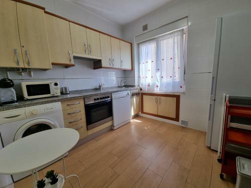 Apartamento 152a 3 Dormitorios En Pleno Centro de Gij�n
