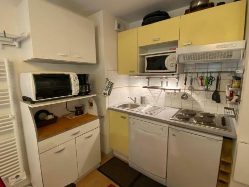 Apartamento T2 Alcove Confortable Pour 4 � 5p. Balcon. Parking