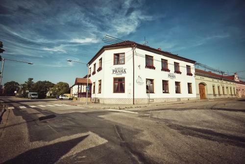 Hostal Restaurace A Penzion Praha