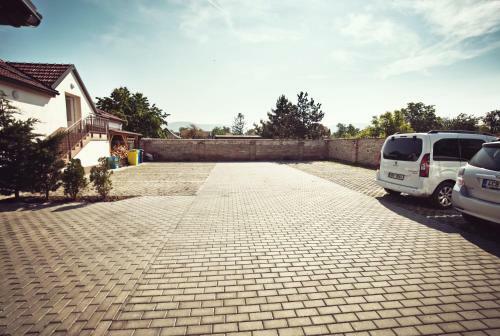 Hostal Penzion Kratochv�l