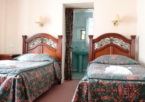 Royal Oak Hotel
