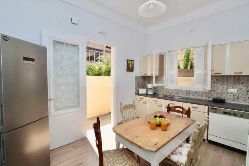 Nina Apartment