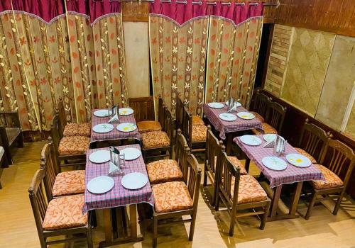 Hotel The River Edge