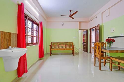 Hotel Oyo 91839 Imperial Apartment