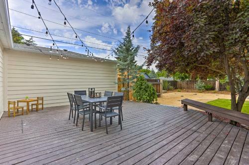 Contemporary Boise House With Large Backyard!