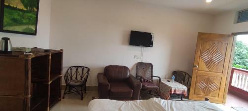 Hostal Hilltop Guest House