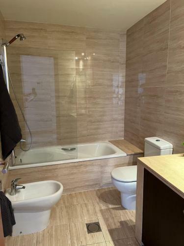Apartamento Con Piscina Y Jard�n
