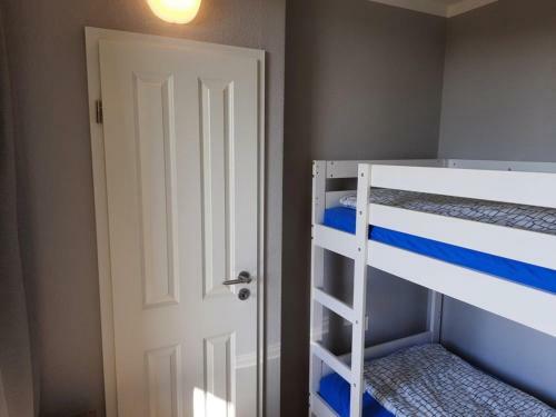 Apartment 560