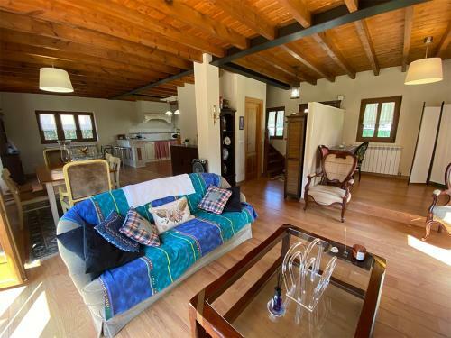 Villa Carrera