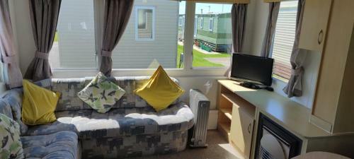 Ocean Edge Holiday Park 2 Bedroom Static Caravan