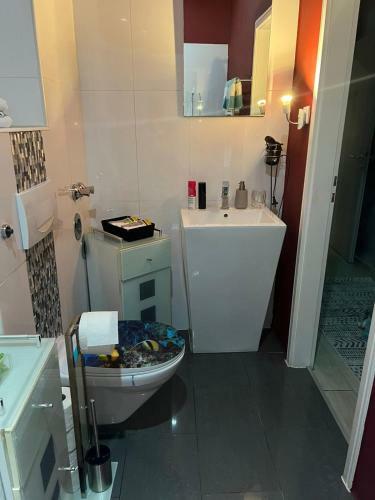 Apartamento Luxury Gem�tliche Wohnung In Eigelstein K�ln