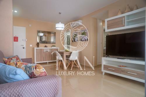 Apartamento Casa Patty - Iv�n Luxury Homes - 11� Pta. Norte - 1� L�nea de Playa