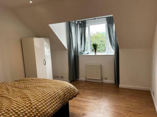 Beautiful 4-bed Apartment In Newquay