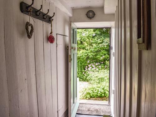 Old Lanvean Cottage