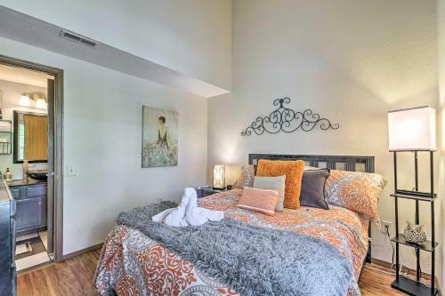 Apartamento Cozy And Convenient Branson Condo With Balcony!
