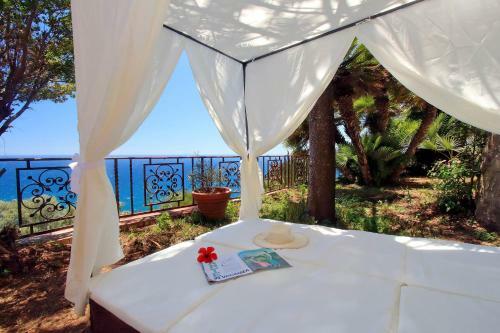 Dependance Vista Mare Con Ingresso Privato