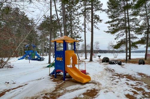 Luxury Adirondack Lakeview