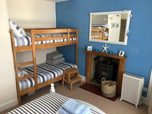 Tighnabruaich Duplex Apartment - Sea Views