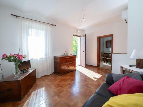 Pleasant Apartment In Sassoferrato With Shared Pool