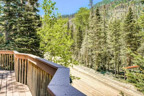 Beaver Pond Chalet