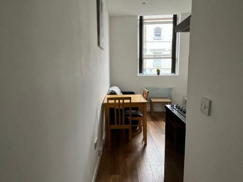 Wakefield City Centre 1bed Apartment