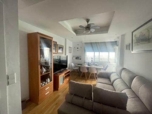 Apartamento, En El Centro De Torre Del Mar.