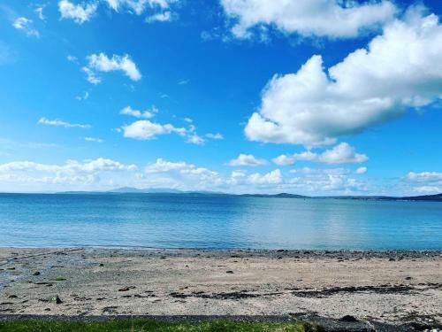 Stunning 3-bed Cottage In Wemyss Bay