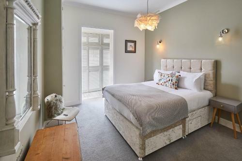 Host & Stay - One Mulgrave Place