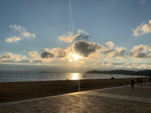 New 3-bed Beach Apartment Galicia