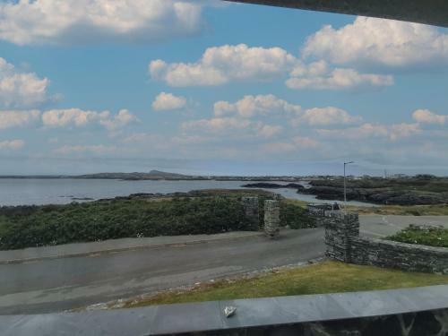 La Mare- 3 Bed-sea View-trearddur Bay