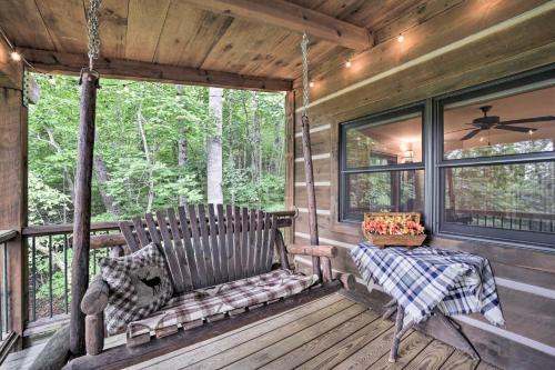 Franklin Cabin Surrounded By Smoky Mountains!