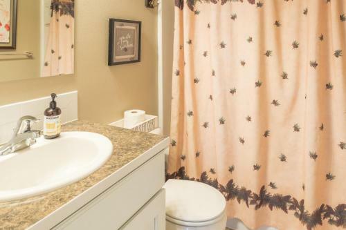 Eclectic Elaine Retreat