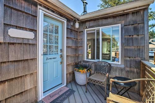 Quaint Sur La Mer Cottage With Deck, Fire Pit