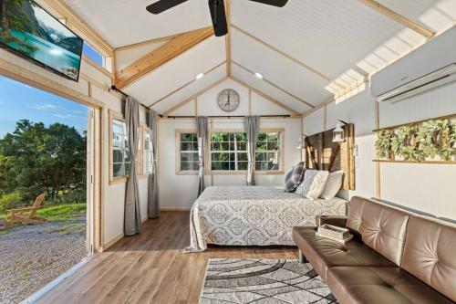Chasing Views Tiny House