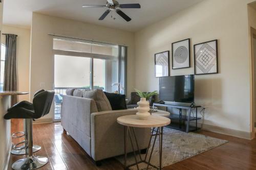 Apartamento Lovely 1 Bedroom With Study Close To All The Action!
