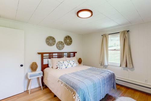 Pleasant Pond Unit B