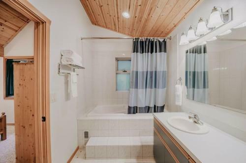 75sl - Wifi - Bbq - Pets Ok - Sleeps 6 Home