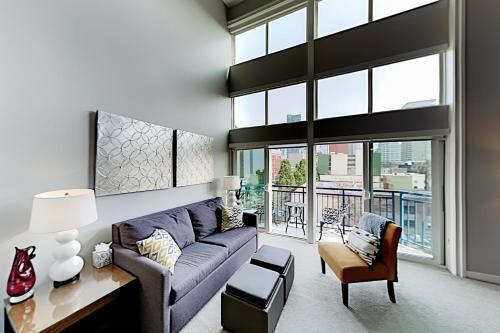 Hotel Belltown Condo Unit 733