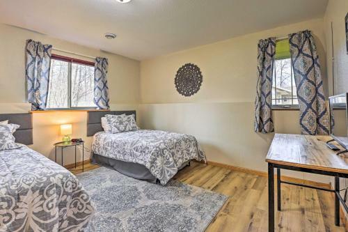 Mosinee Retreat With Fire Pit, 1 Mi To River!