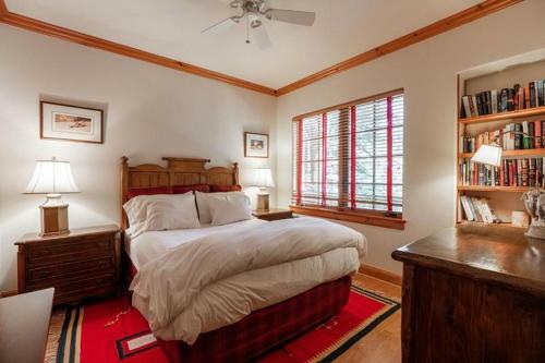 Pinehurst Townhomes #4 Townhouse