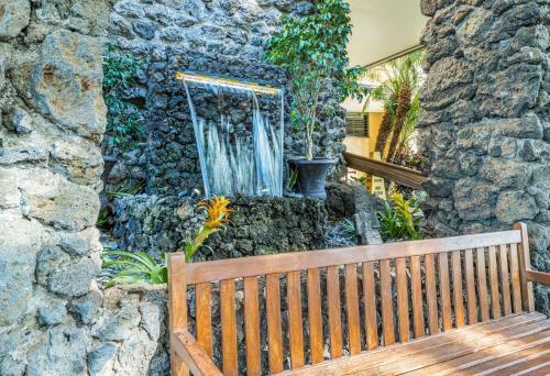 Hotel Kihei Surfside #508 By Ali'i Resorts