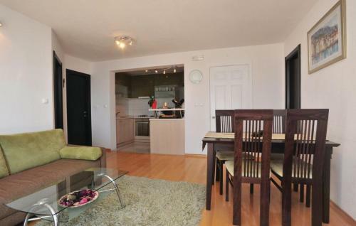 Apartmani Pavlinovi?