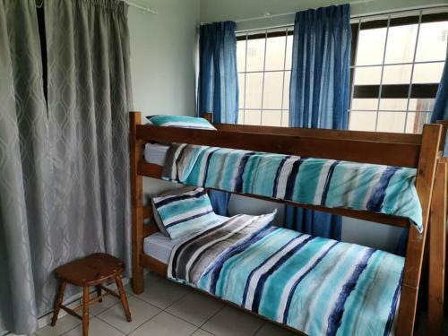 Apartamento Walking Distance To Uvongo Beach. Close To Malls