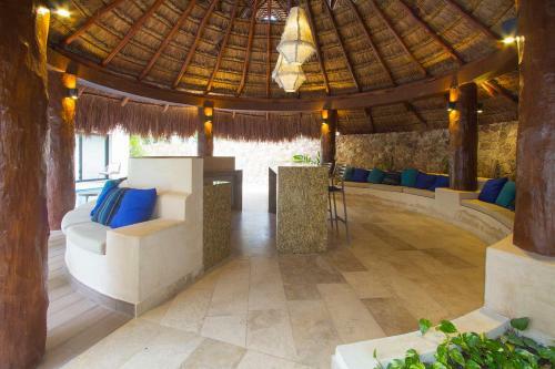 Amazing Ph Apartment And Private Jacuzzy *3bdr Up To 8ppl*